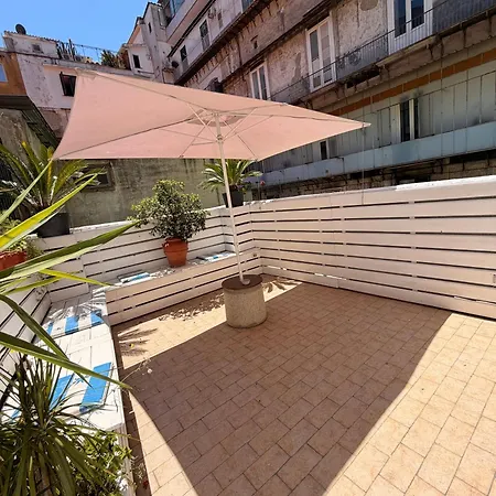 Terrazza Viviani 아파트 *